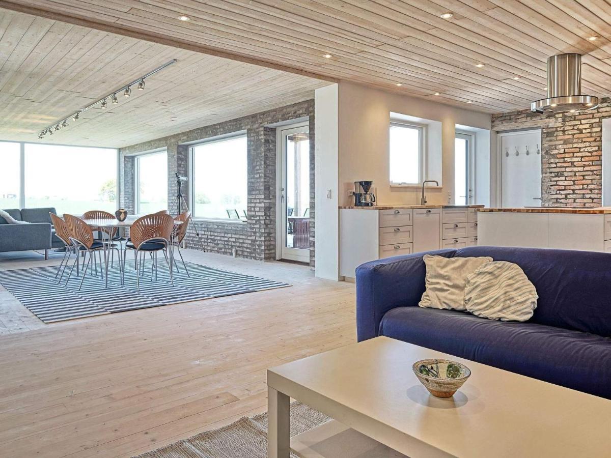 6 Person Holiday Home In Svaneke Εξωτερικό φωτογραφία