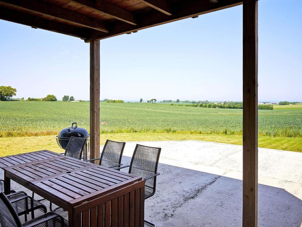 6 Person Holiday Home In Svaneke Εξωτερικό φωτογραφία