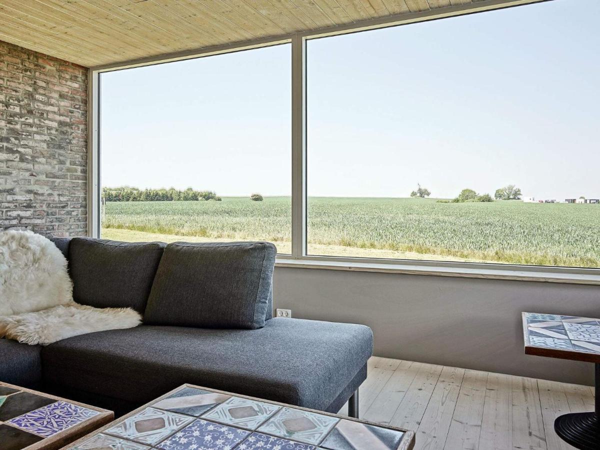 6 Person Holiday Home In Svaneke Εξωτερικό φωτογραφία